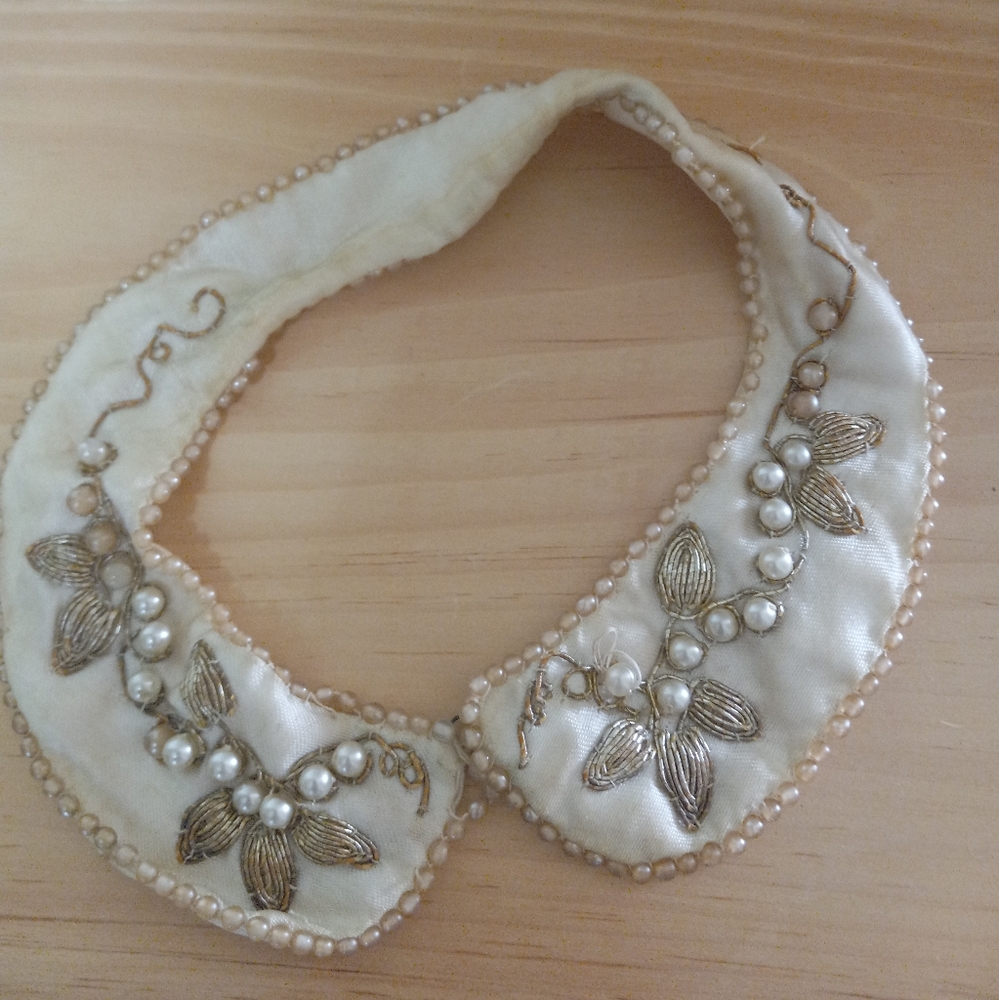 Vintage Embroidered Beaded Peterpan Collar Necklace Made In Japan
